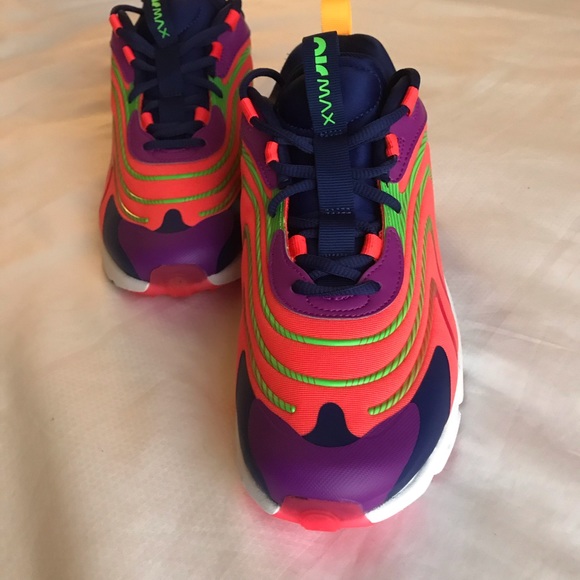 Nike Air Max 270 React Multicolor - Picture 2 of 8